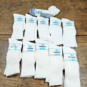 Lot 11 Pairs ROOMY DIABETIC Socks White Crew Men's Size 8 - 10 NWT One Ankle